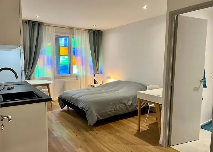 Casa de hóspedes Sur Le Loing 3*