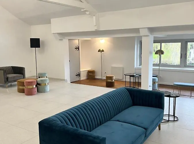 Sur Le Loing Casa de hóspedes 3*